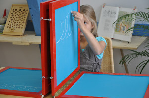 Madège met het meskerbord.
